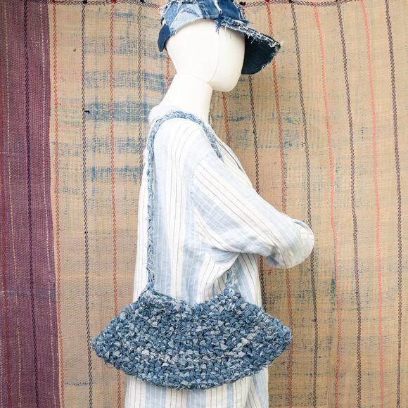 Upcycled Crochet Baguette Bag |crochet Shoulder Bag - Picture 2 of 6